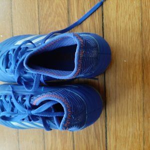 Adidas Boys soccer cleats size 3Y